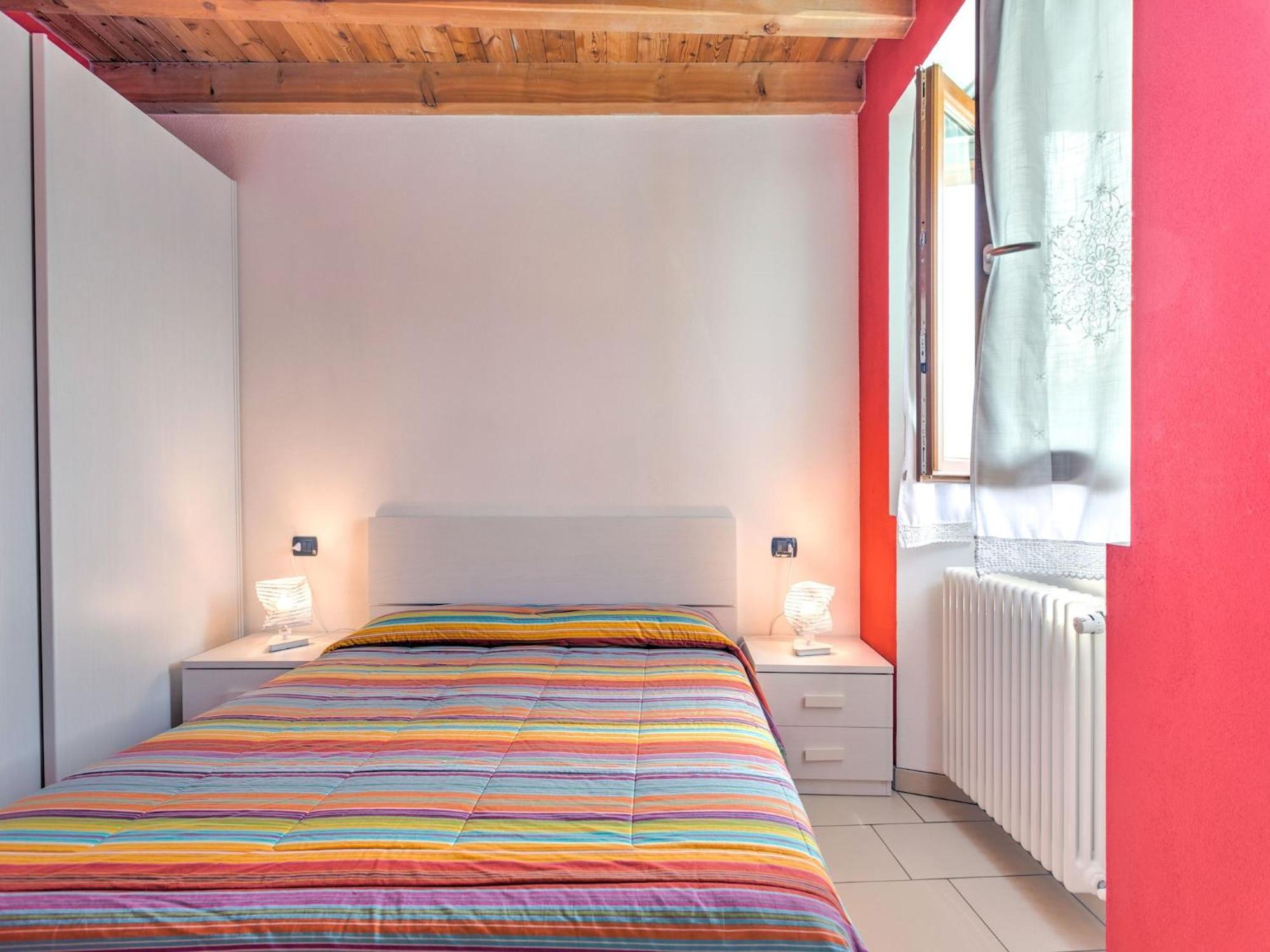 Ferienwohnung Wonderful Flat With Swimming Pool Lift And Garden Gravedona Exterior foto
