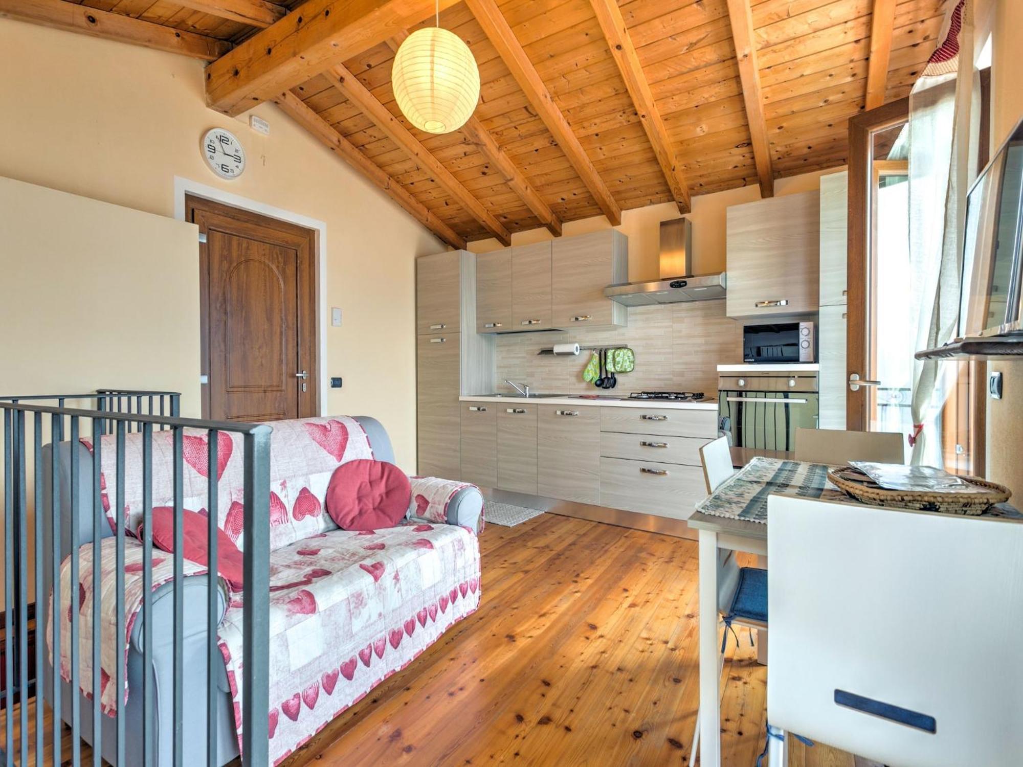 Ferienwohnung Wonderful Flat With Swimming Pool Lift And Garden Gravedona Exterior foto