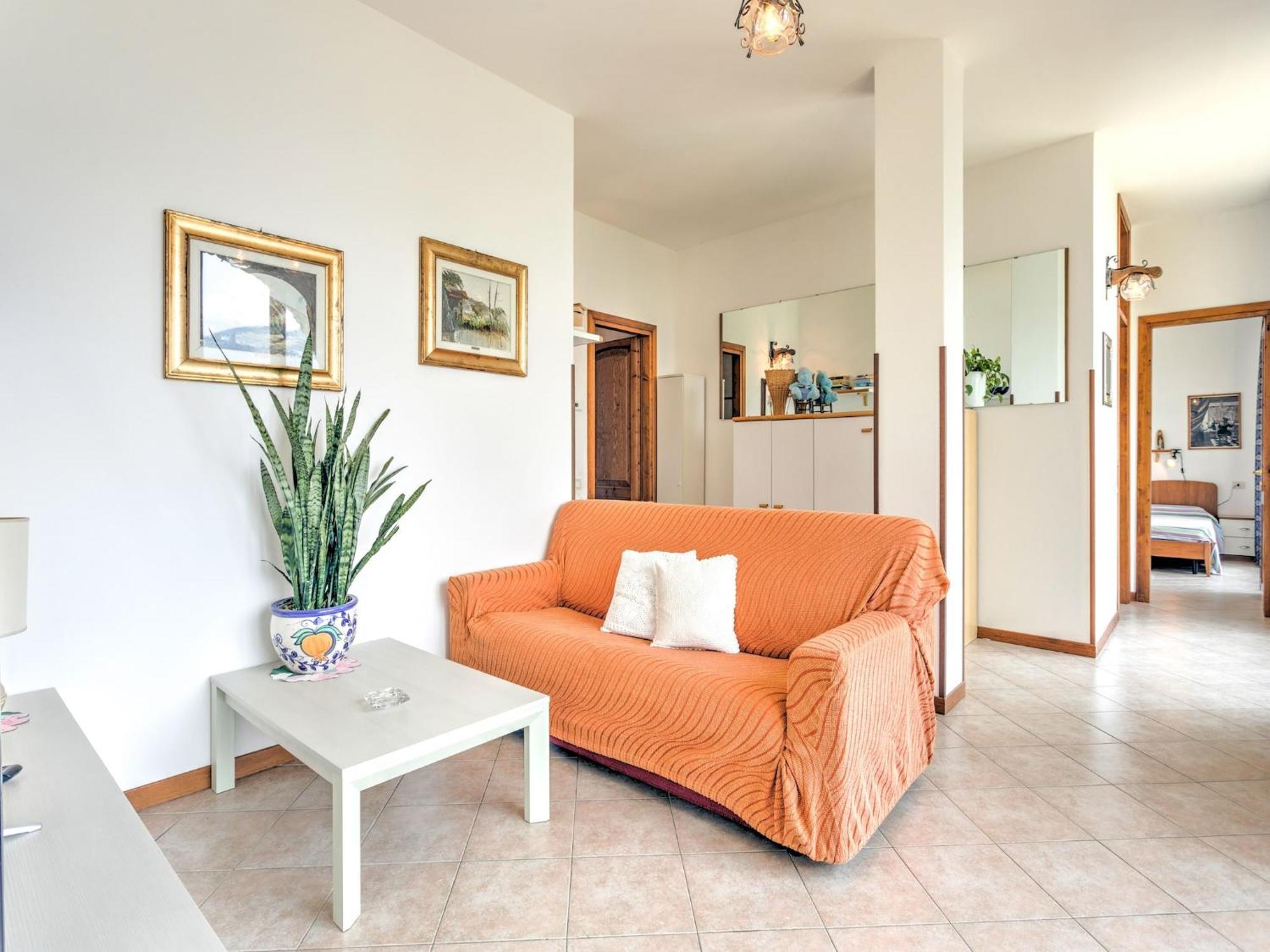 Ferienwohnung Wonderful Flat With Swimming Pool Lift And Garden Gravedona Exterior foto
