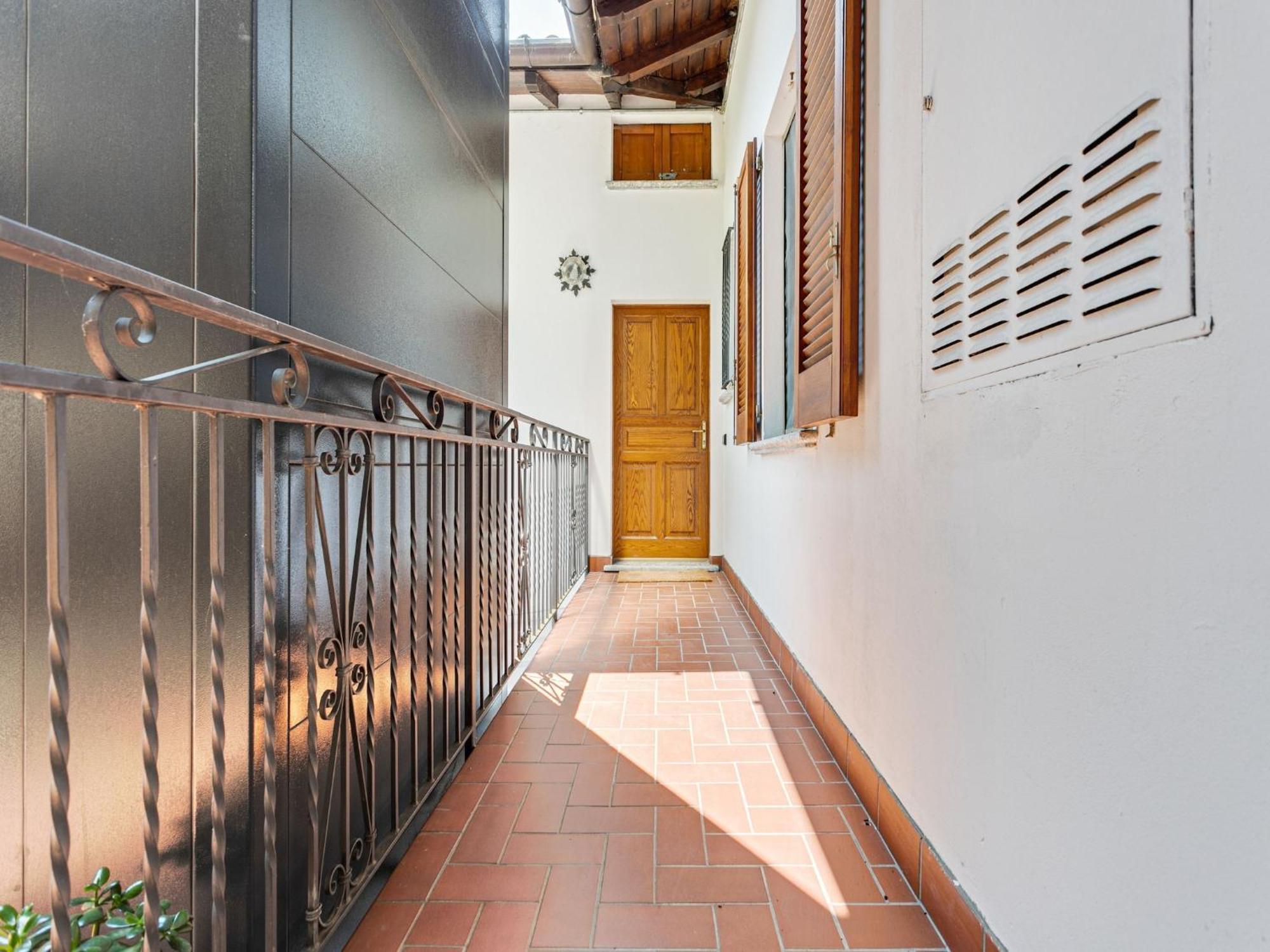 Ferienwohnung Wonderful Flat With Swimming Pool Lift And Garden Gravedona Exterior foto